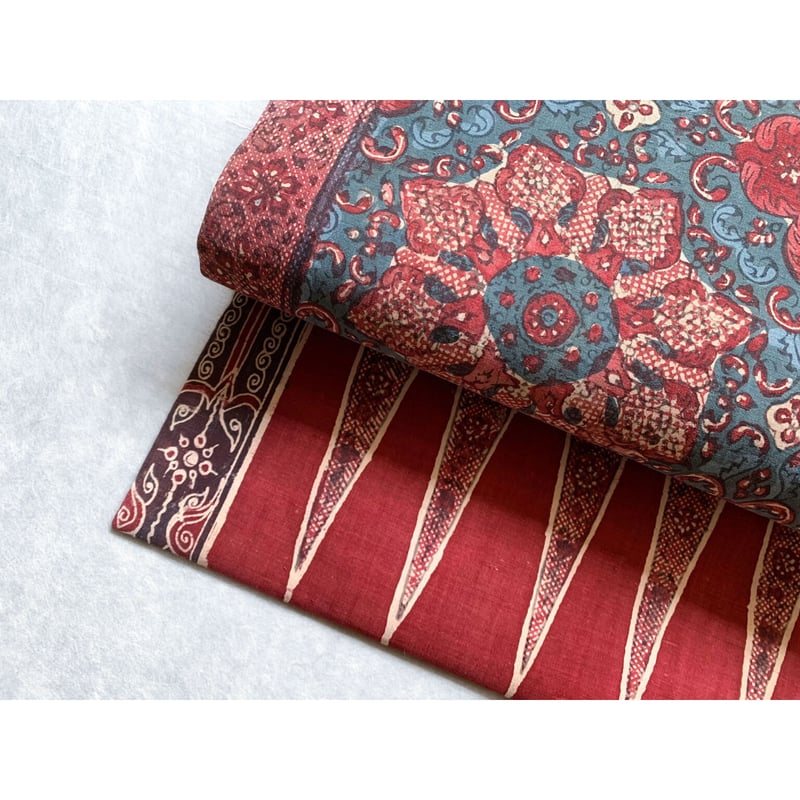 戦前 スマトラ島古布アップリケ使い 額装赤 スマトラ島渡り印度更紗 九寸名古屋帯 縹色A （仕立て上り） | 古布と