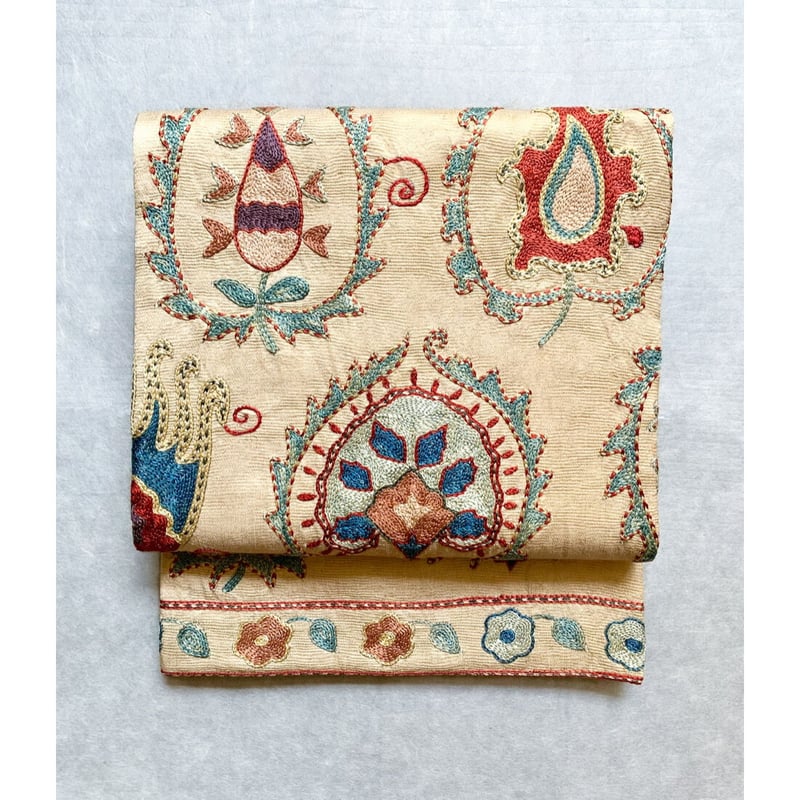 古布　ブータン　帯　木綿　刺繍　染織　手織り　インド 古布 ブータン 帯 木綿 刺繍 染織 手織り インド