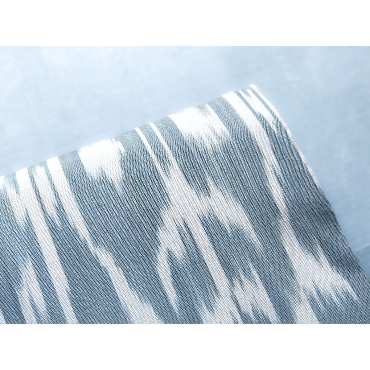 ウズベキスタン絣 木綿九寸名古屋帯 白藍色×白（仕立て上り） | 古布と