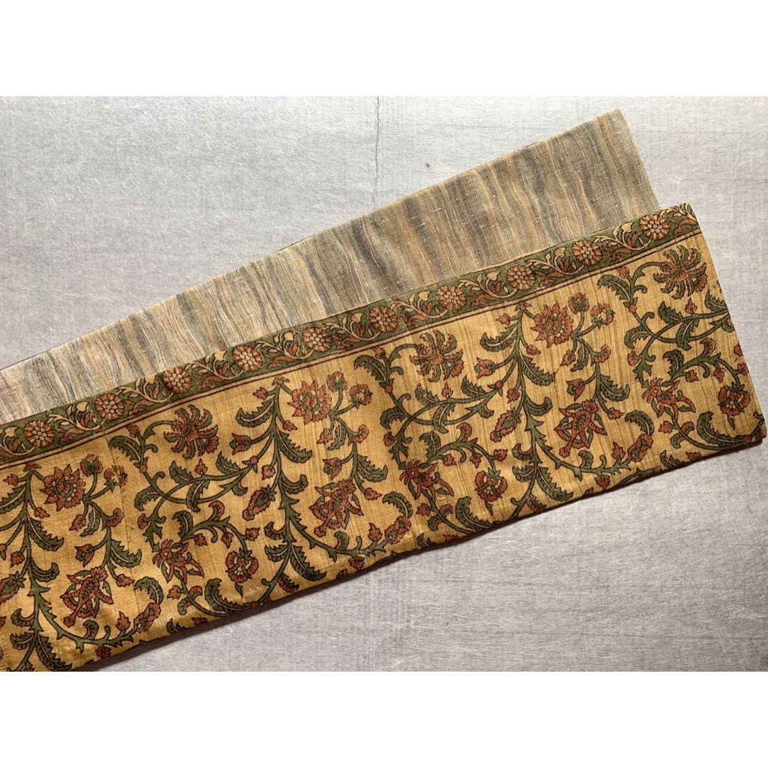 jazzmusk 半幅帯 タッサーシルク半幅帯 花唐草 榛色 | 古布と帯 夫々 -sorezore-