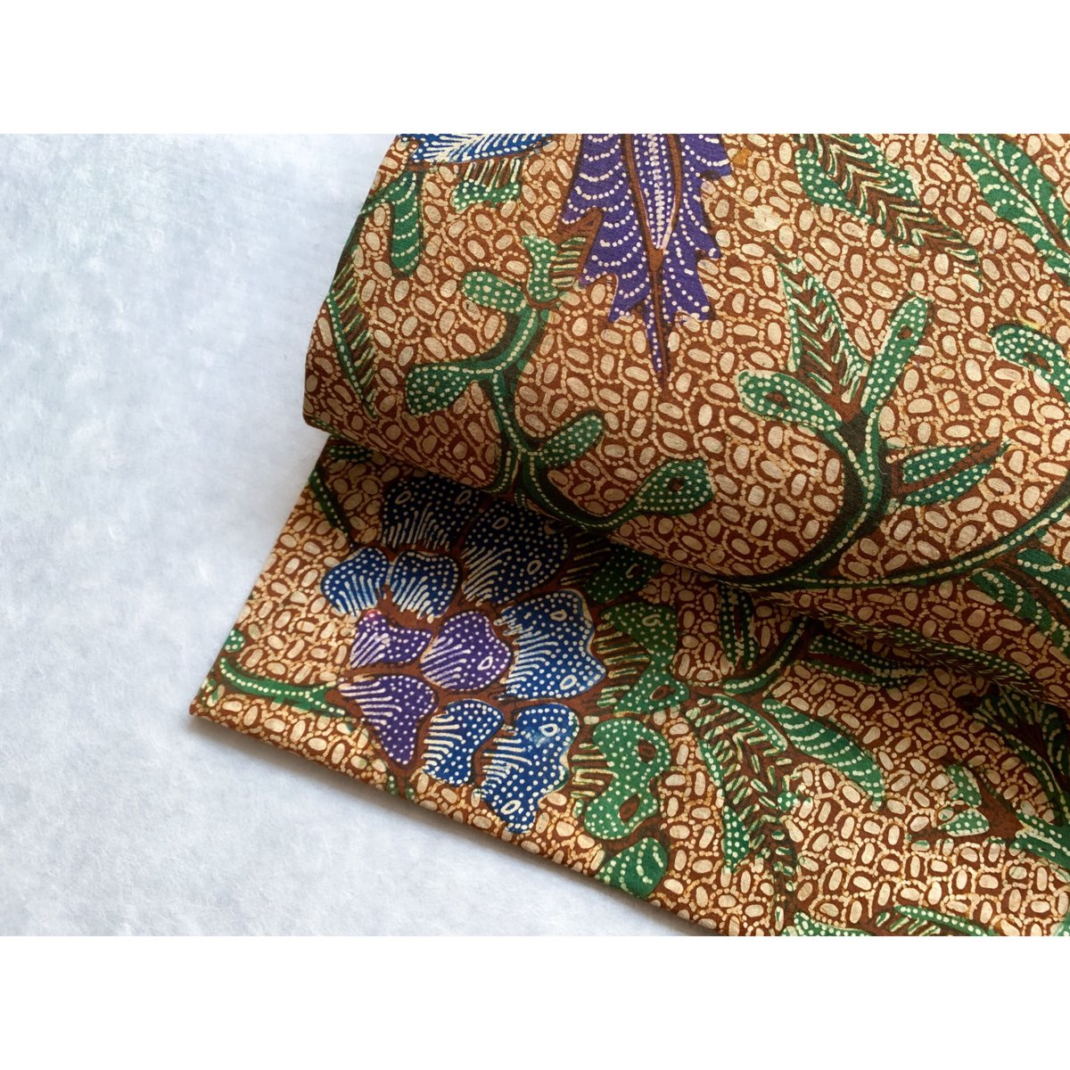 高級金唐錦 袋帯(三通) ジャワ更紗重厚感のある複雑な織模様です - 着物