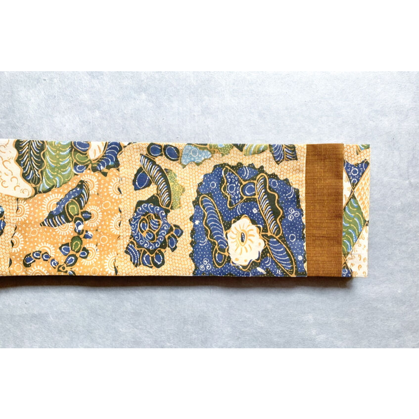 半幅帯　型染更紗　茶色系未使用品 半幅帯 ベージュ小紋x茶絹更紗 | 野の草