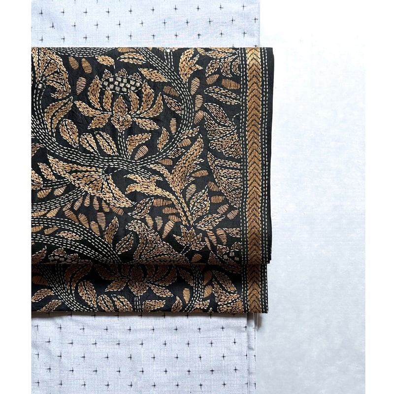 カンタ刺繍 九寸名古屋帯 黒に蓮の花(仕立て上り) | 古布と帯 カンタ刺繍 九寸名古屋帯 黒に蓮の花(仕立て上り) | 古布と帯