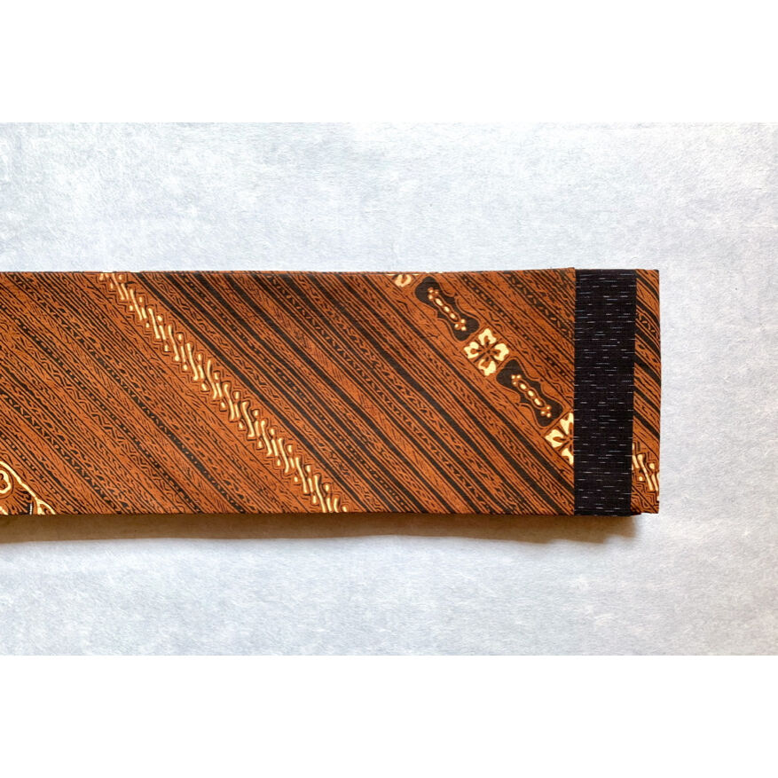 ジャワ更紗 半幅帯 江戸茶色に斜め縞 | 古布と帯 夫々 -sorezore-