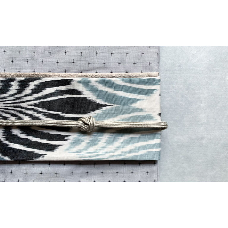 ウズベキスタン絣 九寸名古屋帯 シルクコットン 白×秘色×黒（仕立て