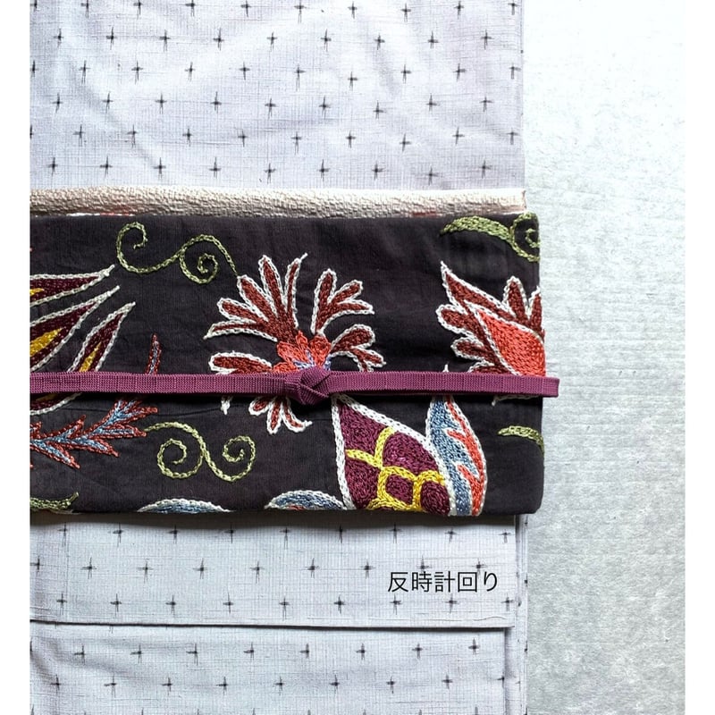 スザニ刺繍 九寸名古屋帯 黒B（仕立て上り） | 古布と帯 夫々