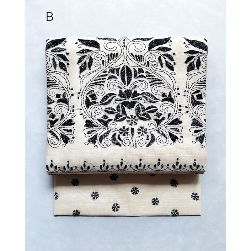 カンタ刺繍 九寸名古屋帯 モノトーン（仕立て上り） | 古布と帯 夫々 