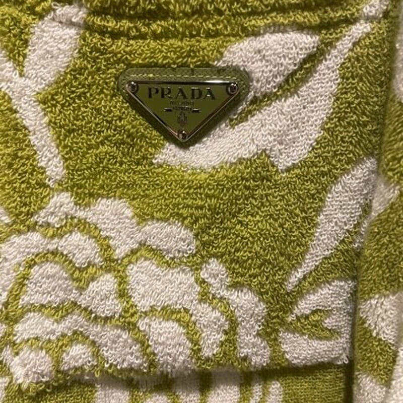 新品タグ付き☆PRADAプラダ フラワーモチーフ シャツ 半袖シャツ
