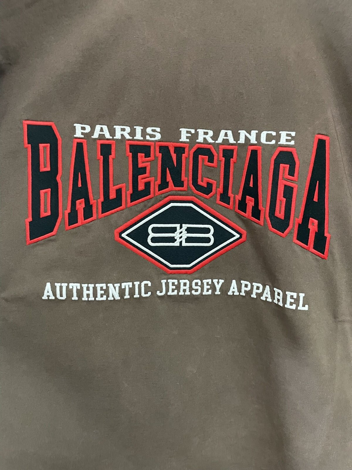 新品☆BALENCIAGA B Authentic Tシャツ Large Fit ビンダークブ