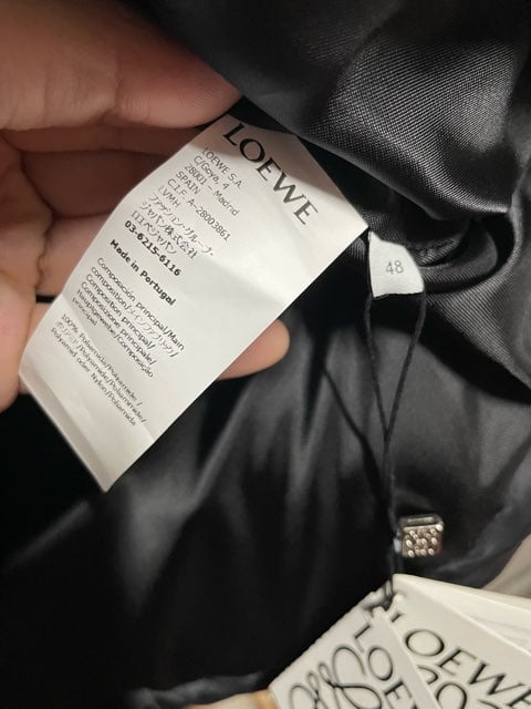 お買い得！！★ ロエベ ★ クロップド フーデッドジャケット LOEWE(ロエベ) ジャケットその他(メンズ) - 海外通販のBUYMA