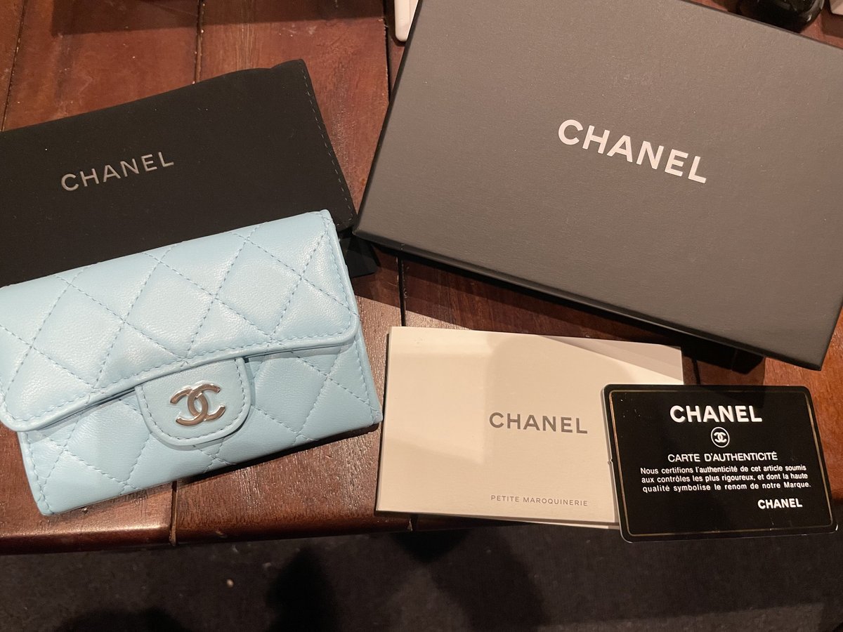 CHANEL 小銭入れ フラップカードケース 名刺ケース 新品