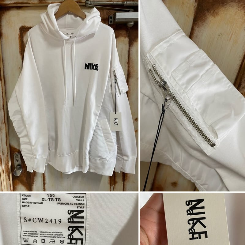 新品タグ付　NIKE sacai コラボパーカー