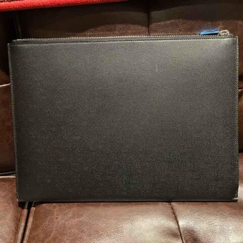 新品☆SAINT LAURENT サンローラン クラッチバッグ ポーチ タブレット 