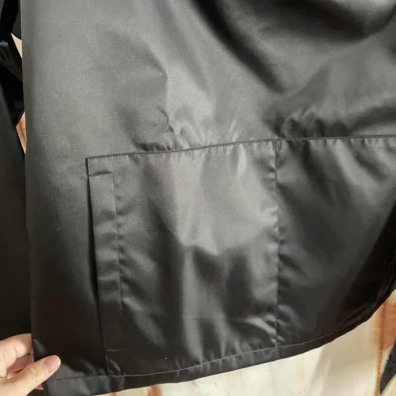 最終お値下げ正規品プラダPRADAニットリナイロンブルゾンジャケット黒 楽天市場】PRADA 2021AW Re Nylon Knit Bomber Jacket SGB895 S212