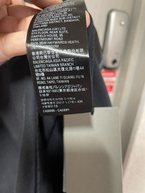 BALENCIAGA バレンシアガ OFFSHORE ロングスリーブ Tシャツ BALENCIAGA バレンシアガ OFFSHORE ロングスリーブ Tシャツ