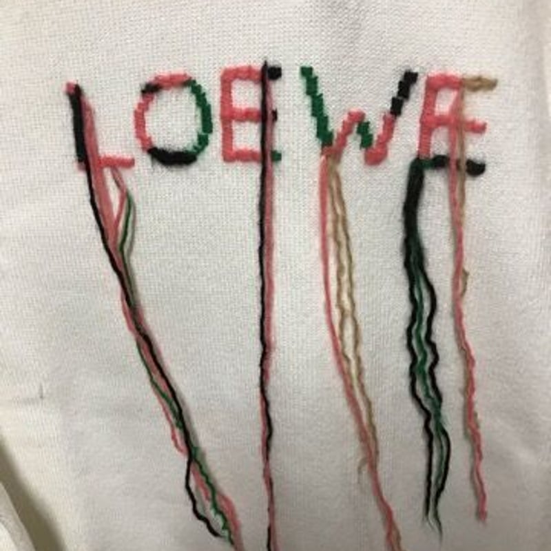 新品☆LOEWE ロエベ ブランドロゴ ステッチ 垂れ糸 コットン 新品☆LOEWE ロエベ ブランドロゴ ステッチ 垂れ糸 コットン
