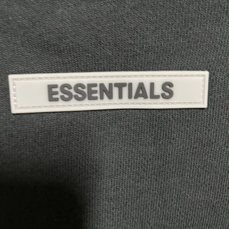 Sサイズ新品タグ付 ESSENTIALS fear of god エッセンシャルズ