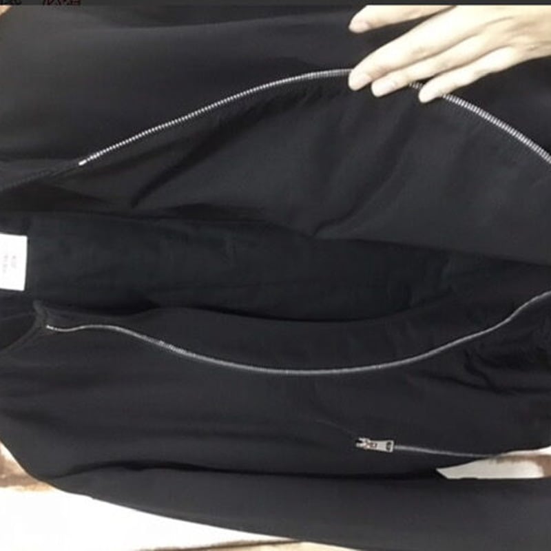 新品タグ付き☆BOTTEGA VENETA カーブジップ ボンバージャケット 新品タグ付き☆BOTTEGA VENETA カーブジップ ボンバージャケット