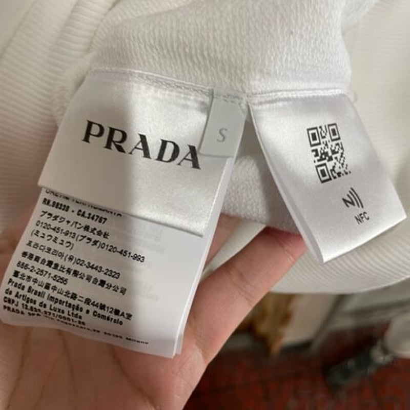 PRADA プラダ ロゴ　パーカー　Sサイズ