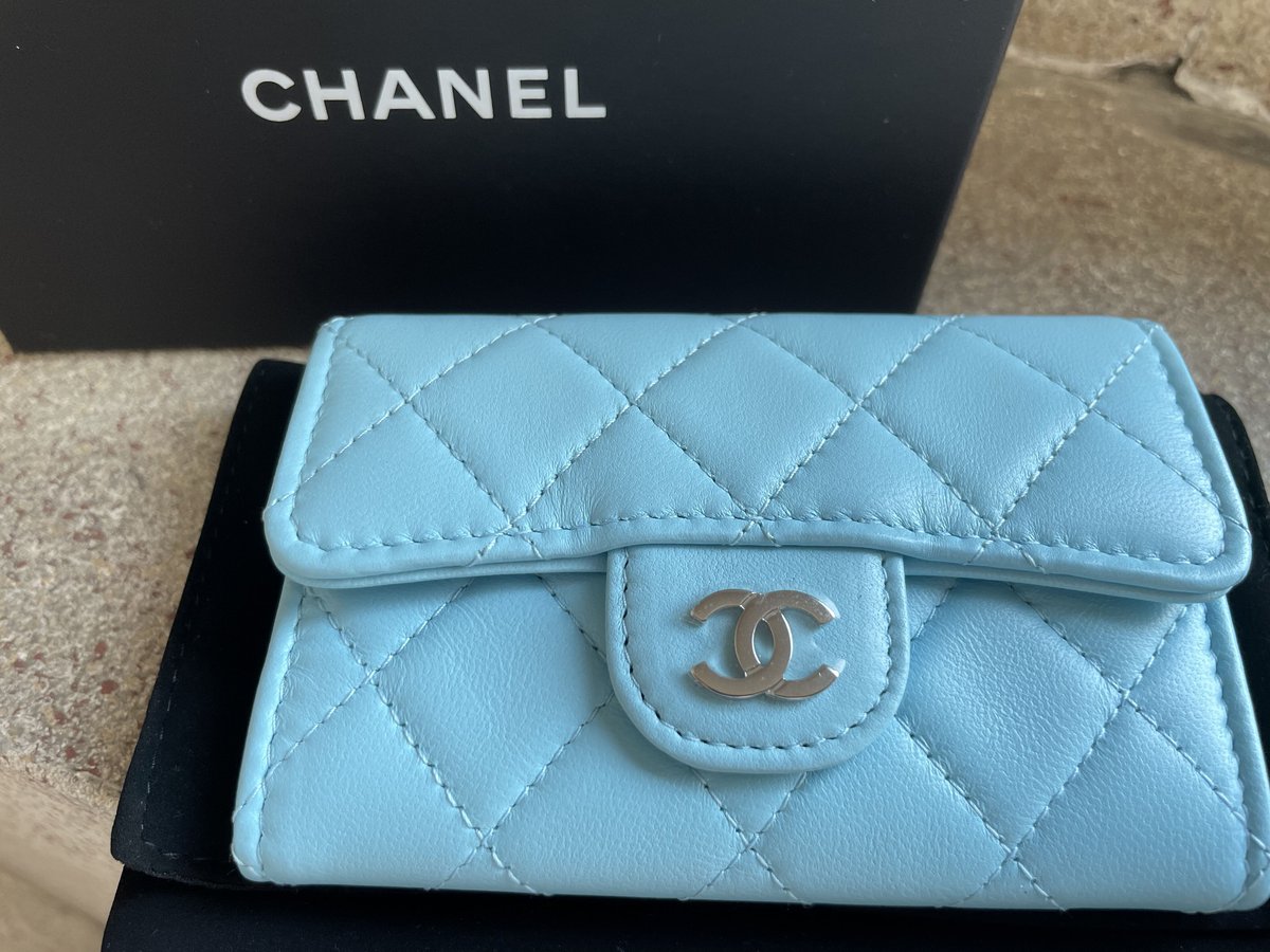 希少カラーCHANEL シャネル クラシック フラップ カードケース