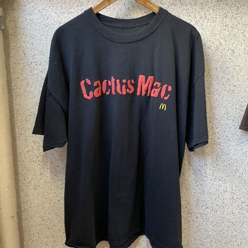 Travis Scott × McDonald's メニューロゴTシャツ［XL］