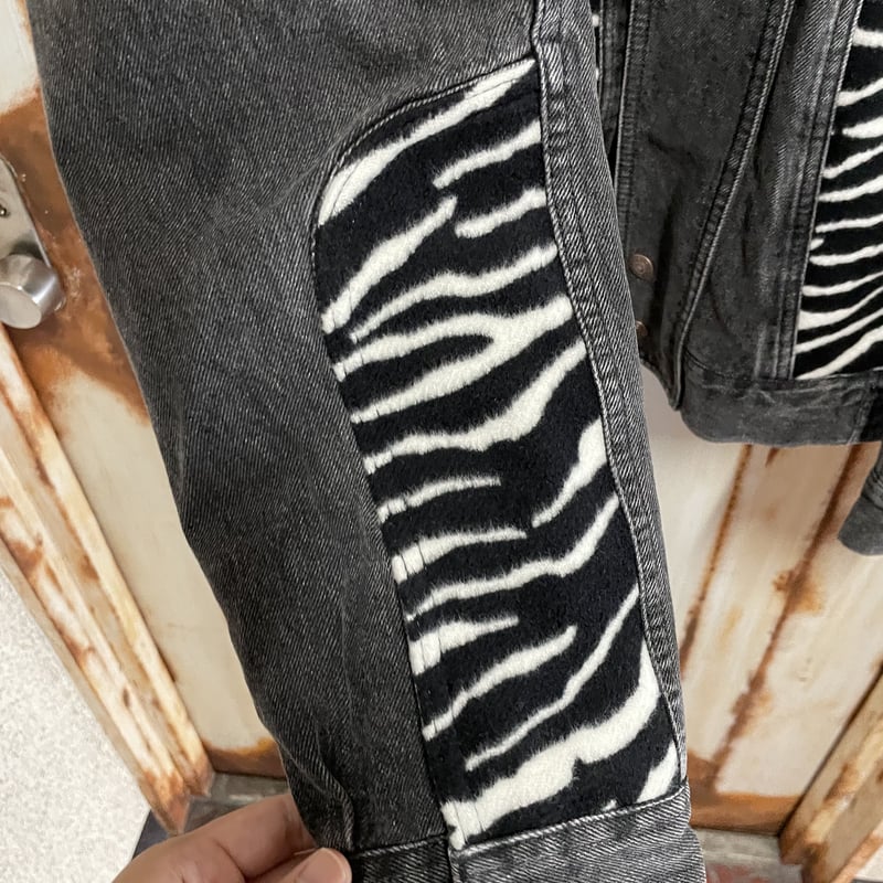 【Y2K】未使用★d.i.a.　ゼブラ柄　切替　デニムジャケット　平成ギャル CELINE セリーヌ 21AW ルーズ ゼブラ切替デニムジャケット