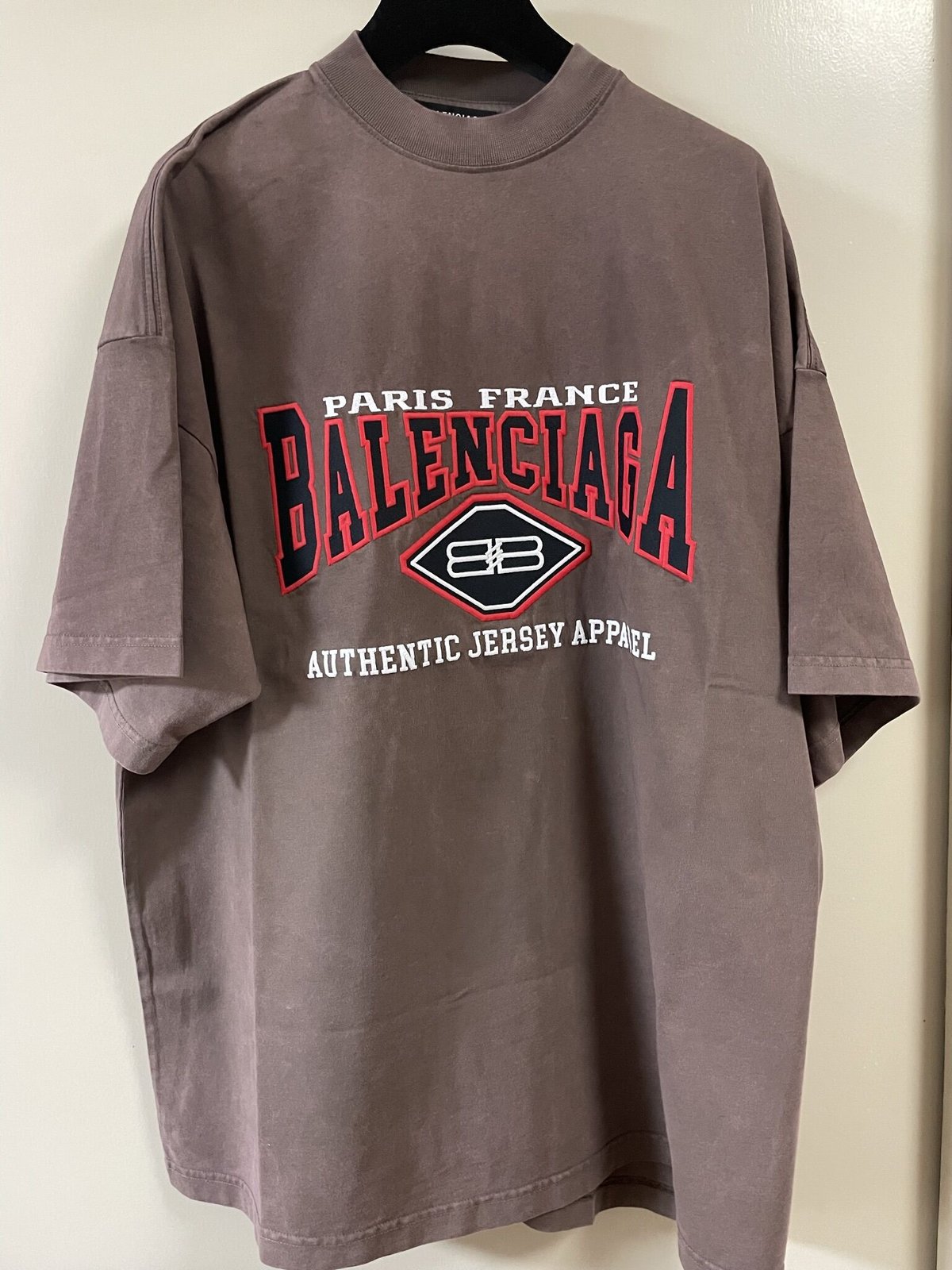 新品☆BALENCIAGA B Authentic Tシャツ Large Fit ビンダークブ...