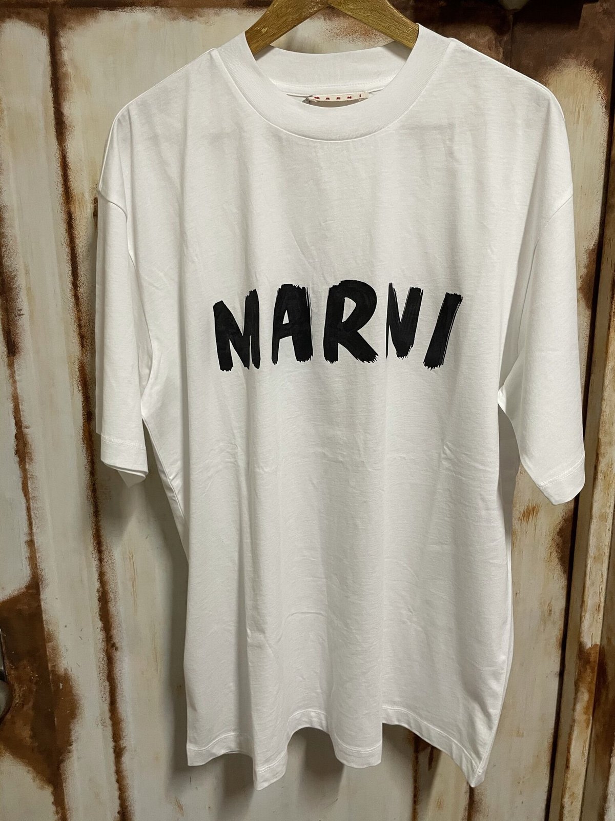 マルニビーズレタリングTシャツ　¥55,000 MARNI