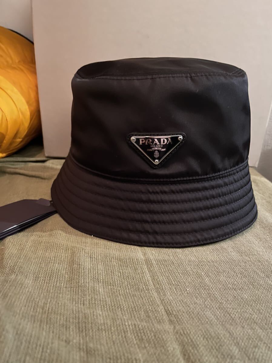 新品タグ付き☆PRADA プラダ ナイロン ブランドロゴ バケットハット