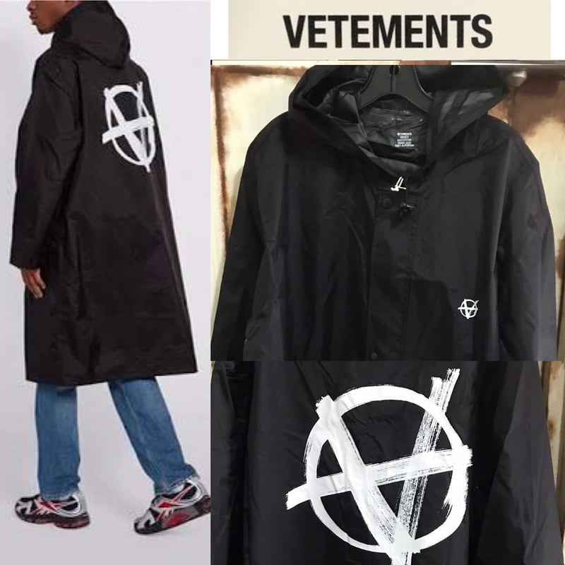 VETEMENTS ヴェトモン 17AW Logo Printed Long Rain Coat VETEMENTS ヴェトモン 17AW Logo Printed Long Rain Coat