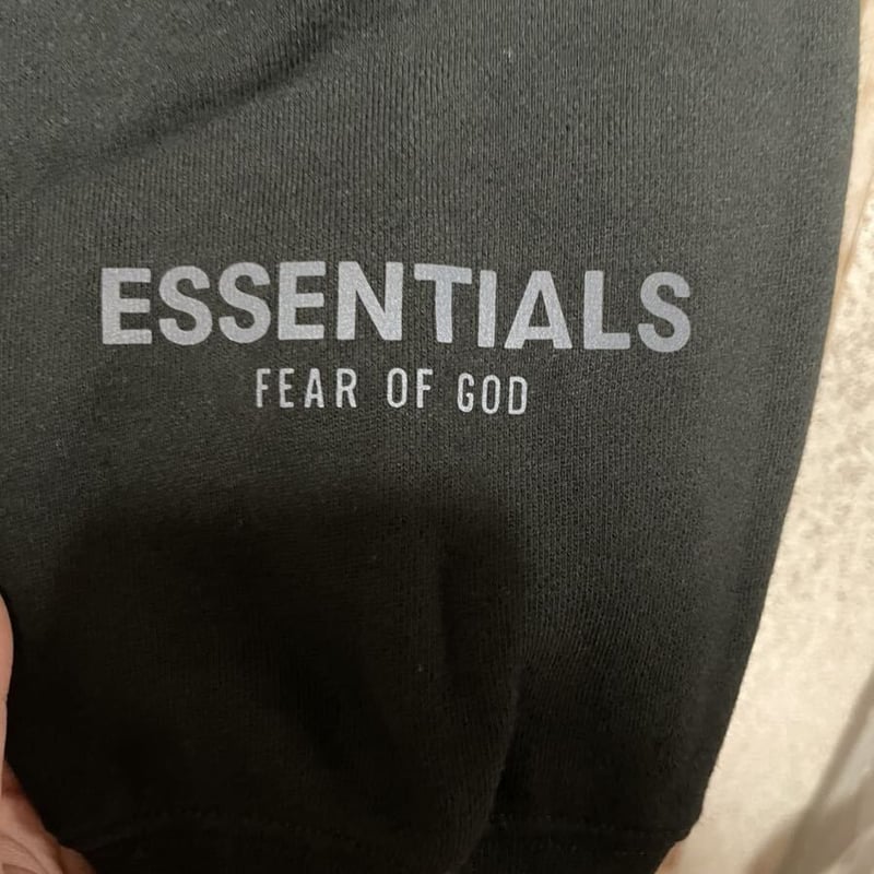 Lサイズ 新品タグ付 ESSENTIALS fear of god エッセンシャルズ フィアオ...