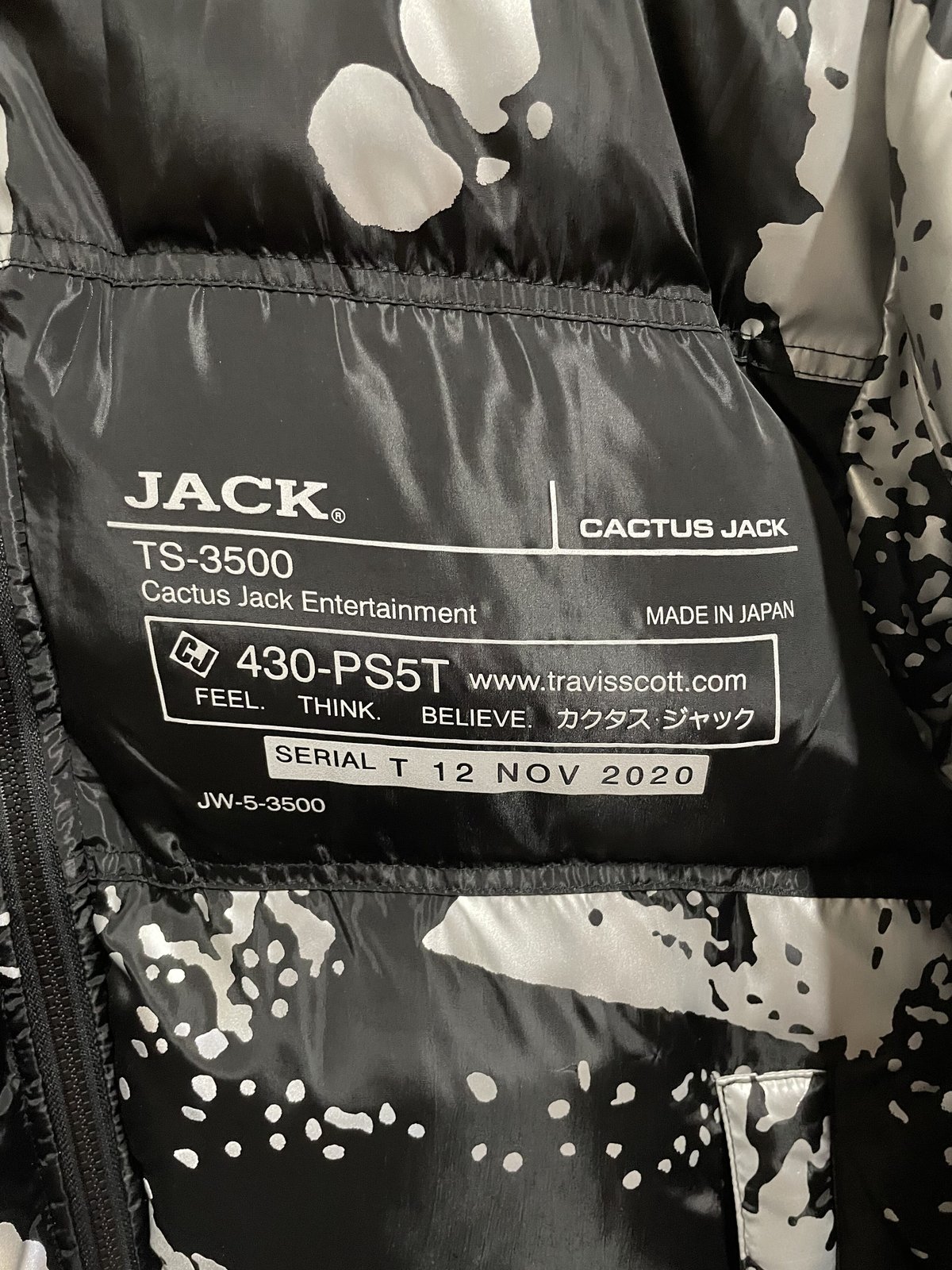 カクタス・ジャック CACTUSJACK ダウンジャケット 貴重XL☆限定☆ Travis Scott PS5 System Reflective Do