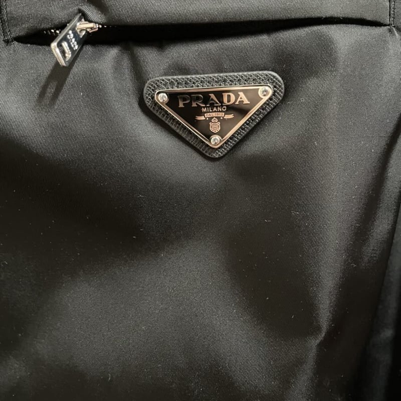新作☆PRADA Re Nylon プラダ ブルゾンジャケット プルオーバー 新作☆PRADA Re Nylon プラダ ブルゾンジャケット プルオーバー