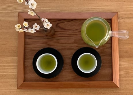 お盆 / serving tray