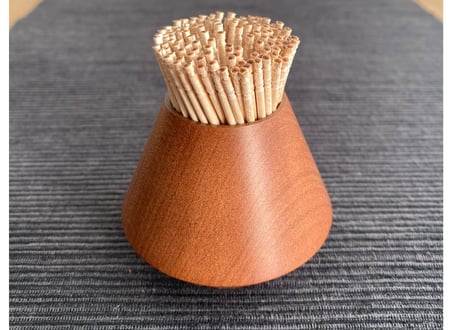 楊枝入れ / Toothpick Holder