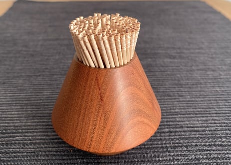 楊枝入れ / Toothpick Holder