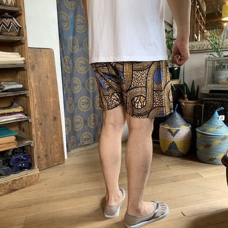 ショートパンツ