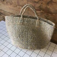 プラスチックサイザルバッグ　　ハンドル短 フラッグ プラチナxサンドベージュ