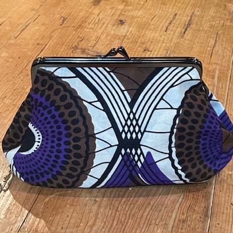 LIZARD ハンドバック　がま口　ティアドロップ　金具　肩掛け　エキゾチック LIZARD ハンドバック がま口 ティアドロップ 金具 肩掛け