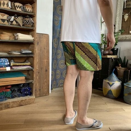 ショートパンツ
