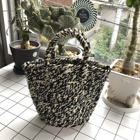 Ruise B ケニア　オリジナルバッグ幾何学模様　チャック付きサイザルバッグ Ruise B ケニア オリジナルバッグ幾何学模様 チャック付き