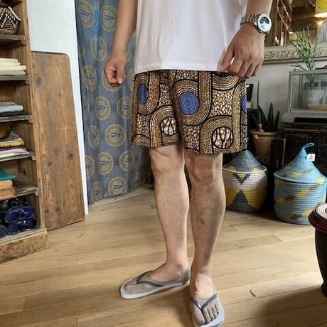 ショートパンツ