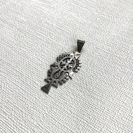 シルバークロス　ペンダントトップ　エチオピア