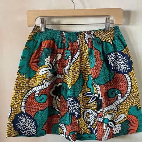 ショートパンツ