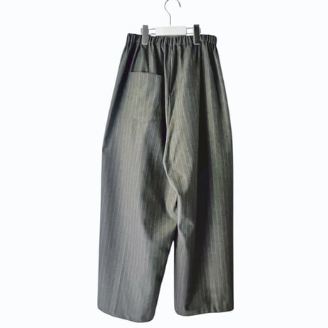 【franky grow】TWILL STRIPE SIDE LINE ROOMY PANTS (サイズF2）