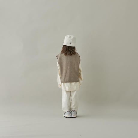 【MOUN TEN.】wide taperd jeans(/ecurサイズ110・125・140・0）