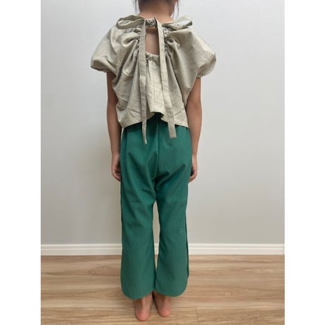 【kiky】straight pants(サイズ110、120、130）