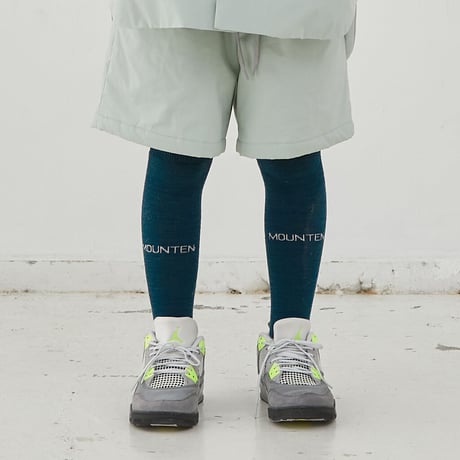 last one!サイズ95【MOUN TEN.】plain puff half pants