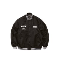 22AW5002-BK】スタジャン・イニシャル | LUXZオンラインショップ