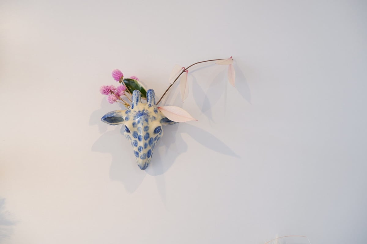 壁掛けキリンさんの青の子 | Épice